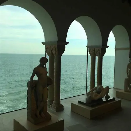 Apartment Blancsubur Soleado Y Moderno Sitges