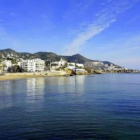 Blancsubur Soleado Y Moderno Apartment